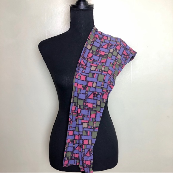 Geometric print pattern LulaRoe tc leggings - Picture 2 of 6
